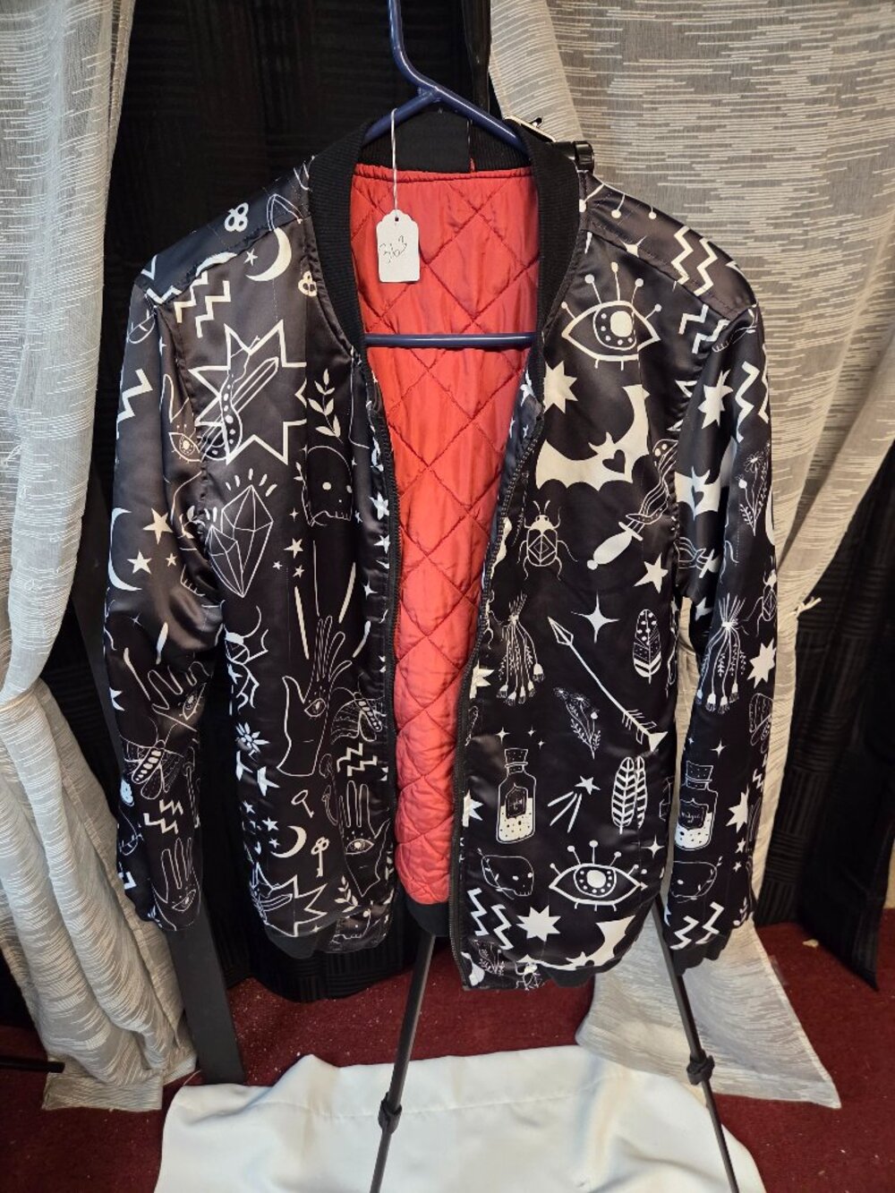 Fresh Hoods: Bomber Jacket Size M